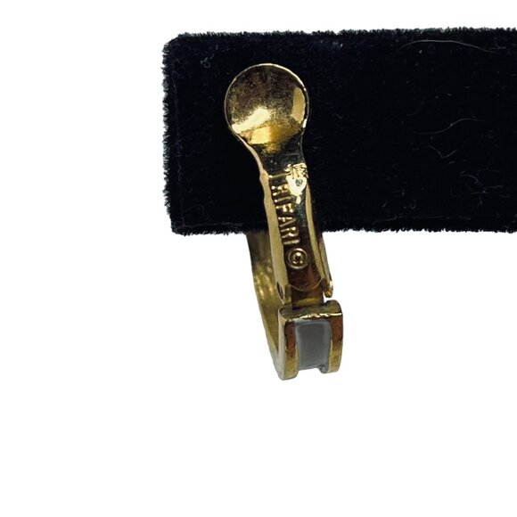 Crown Trifari Gold Tone And White Enamel Hoop Clip On Earrings Signed (5231) - Picture 4 of 5